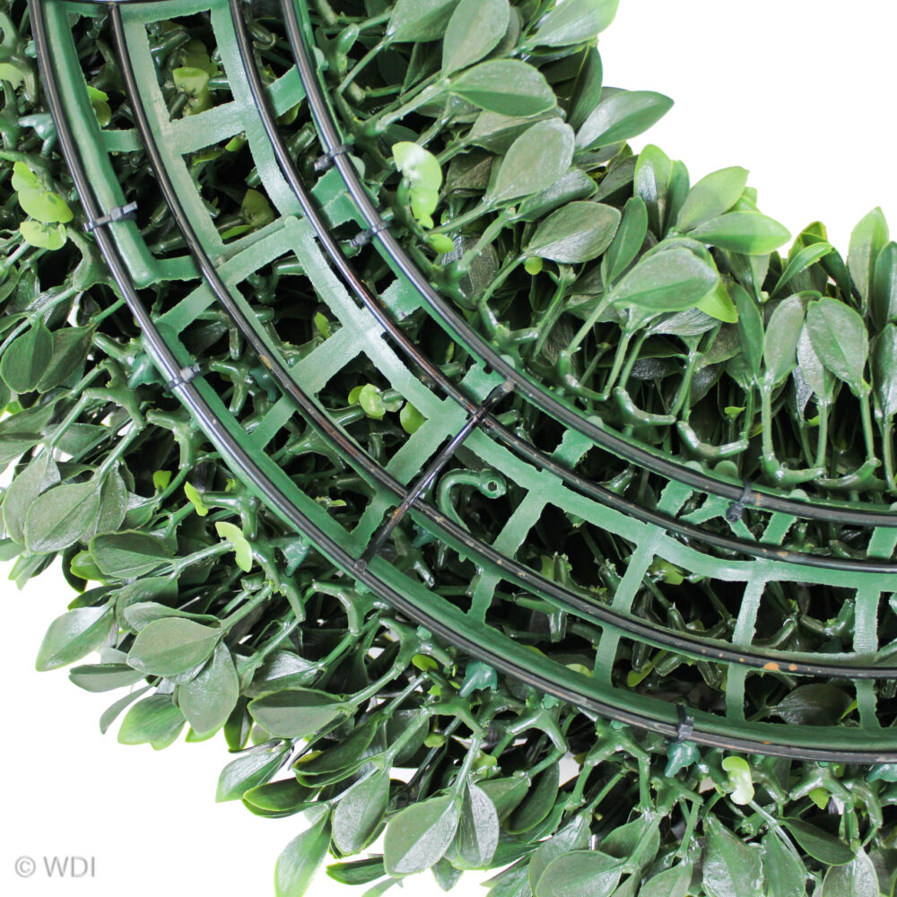 Barcelona Boxwood Wreath, 26in (UV) - Image 4