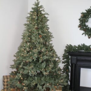 Grandview Pine Christmas Tree (w/Pine Cones), 9ft x 71in