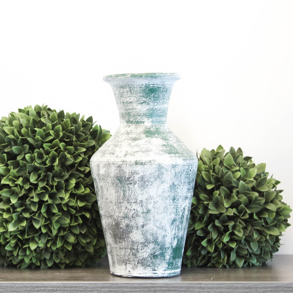 Cuello Alto Vases, White/Green, Large