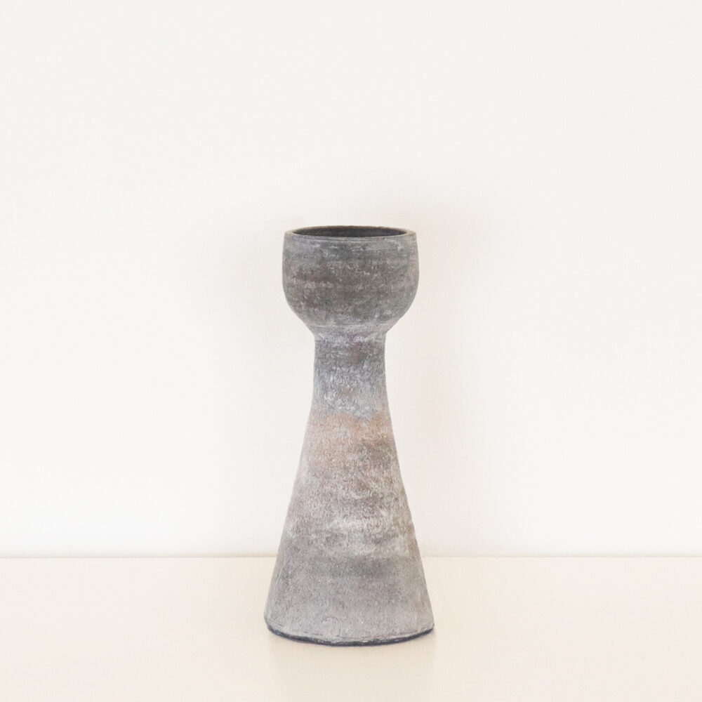 Palma Vase, Gris Cenizo, Small