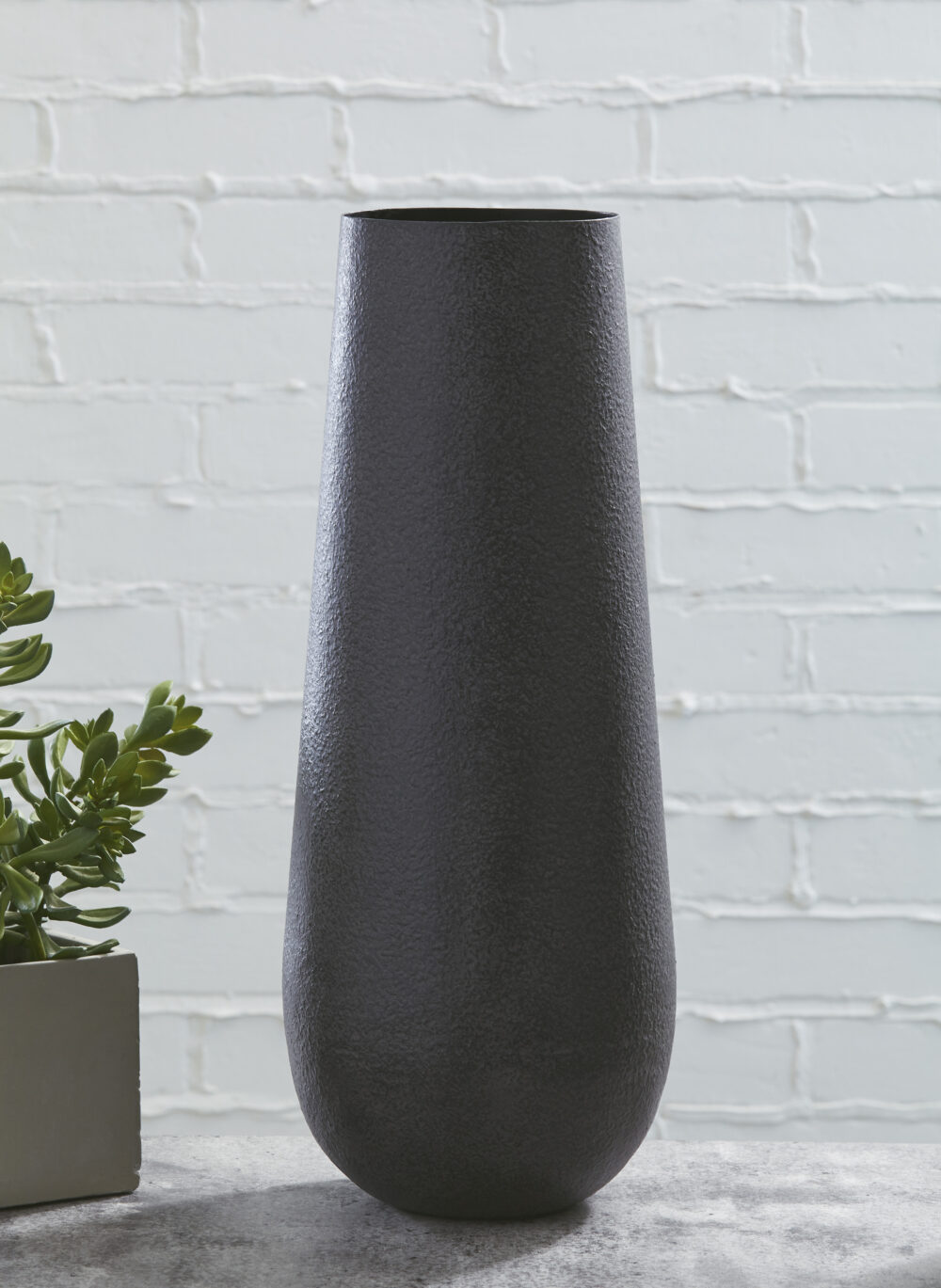 Casual Fynn Vase, Black, 18in - Image 3